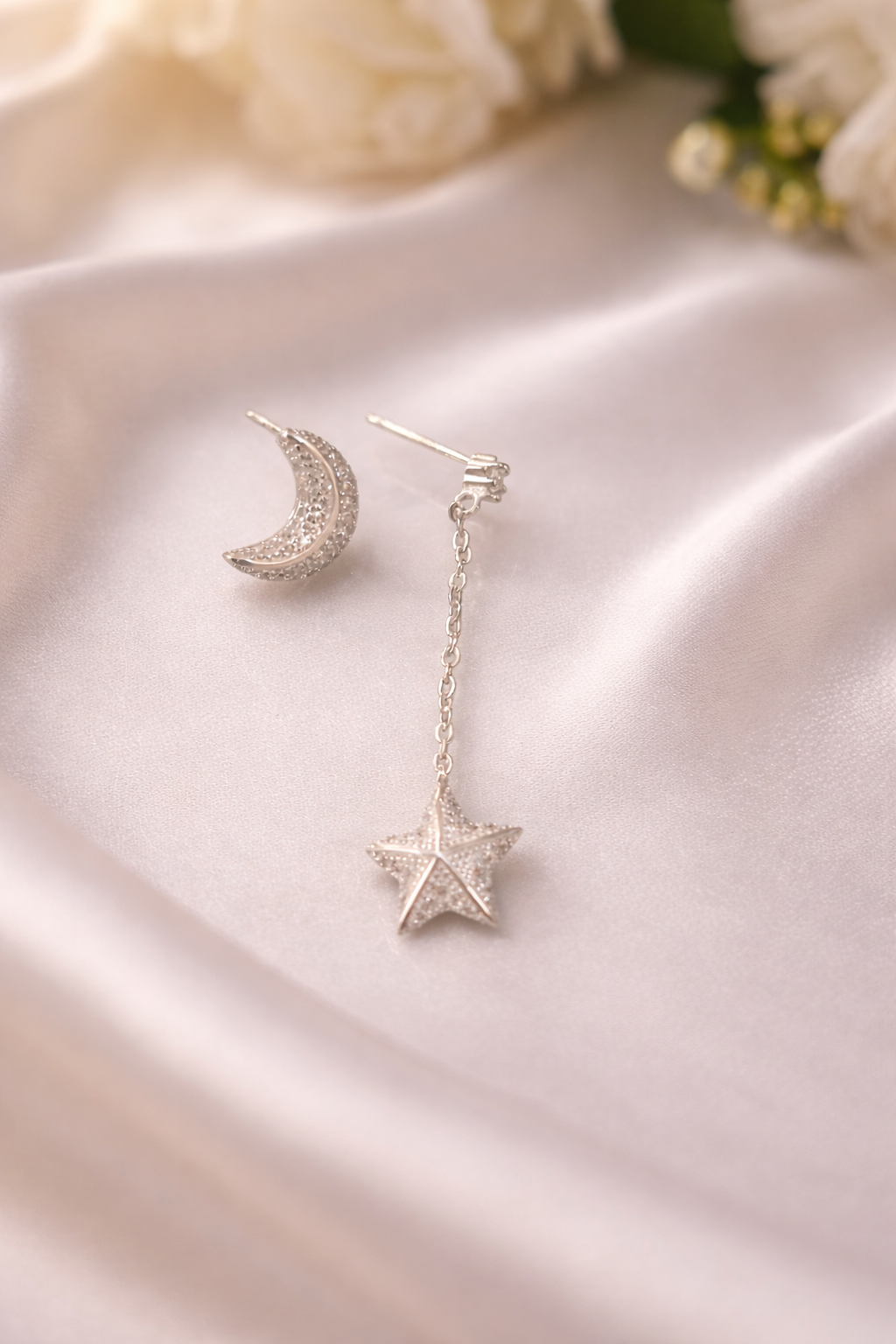 Earrings Conjunction