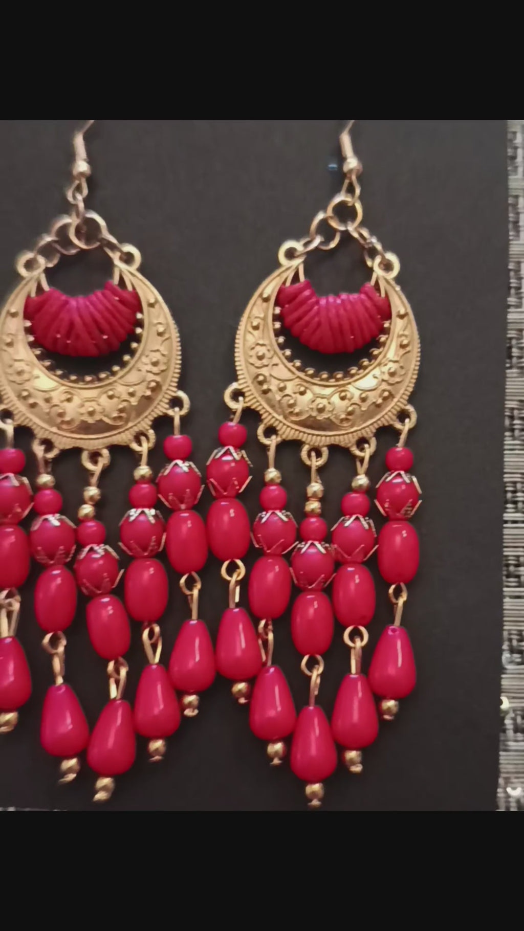 Tribal moon earrings - red